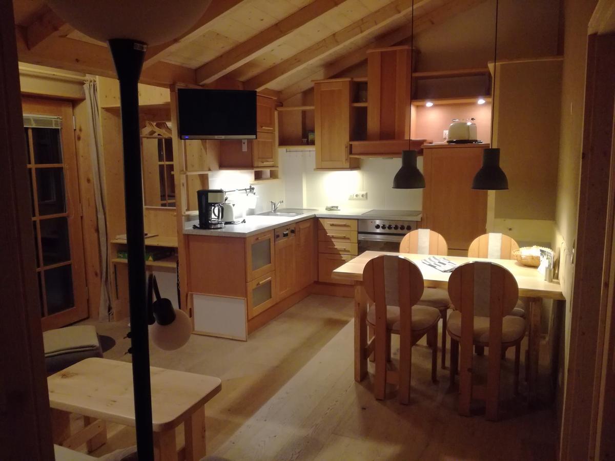 Haus Der Sonne Apartment Kotschach-Mauthen ภายนอก รูปภาพ